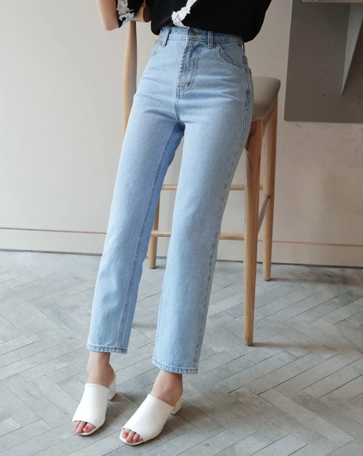 Bí quyết chọn mua và bảo quản quần jeans - Ảnh 3. Bí quyết chọn mua và bảo quản quần jeans - Ảnh 3.